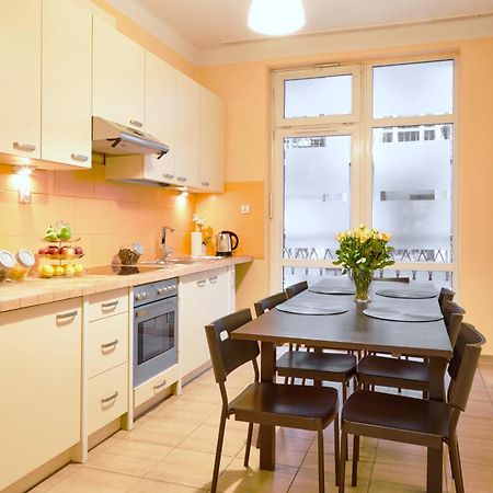 Spacious Apartments Zyblikiewicza Street Cracovia Exterior foto