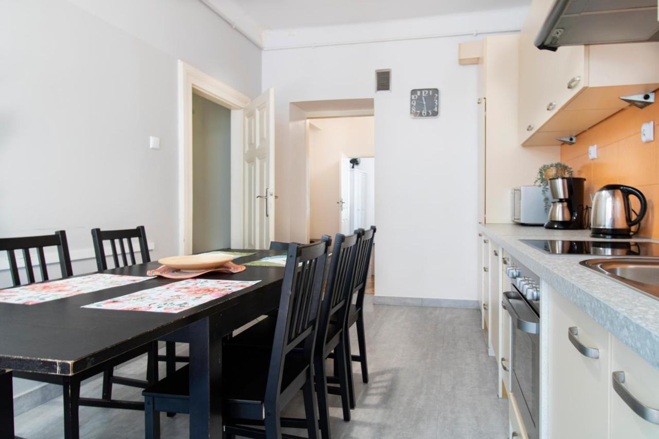 Spacious Apartments Zyblikiewicza Street Cracovia Exterior foto
