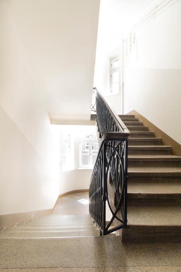 Spacious Apartments Zyblikiewicza Street Cracovia Exterior foto